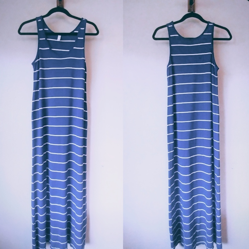🙈Light, basic maxi dress